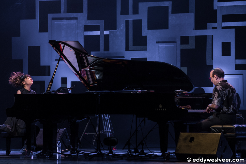 Hiromi en Michel Camilo tijdens hun concert.