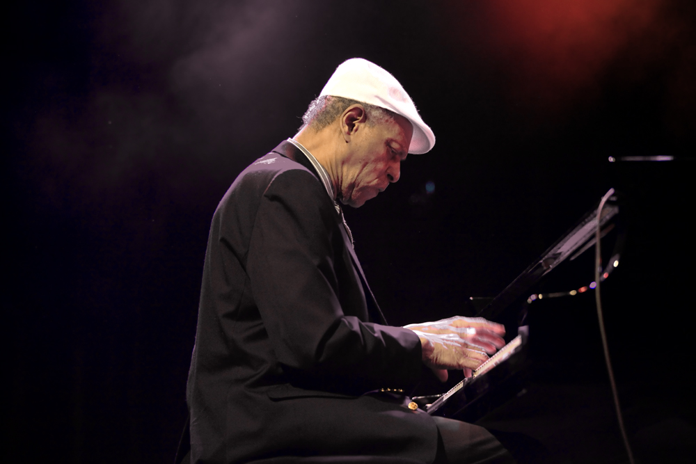 McCoy Tyner tijdens een concert op het North Sea Jazz Festival 2012.